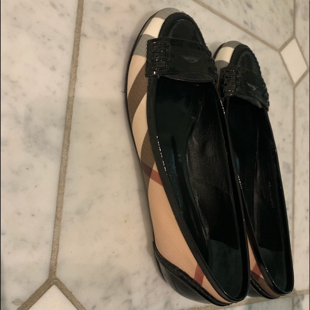 Burberry Flats